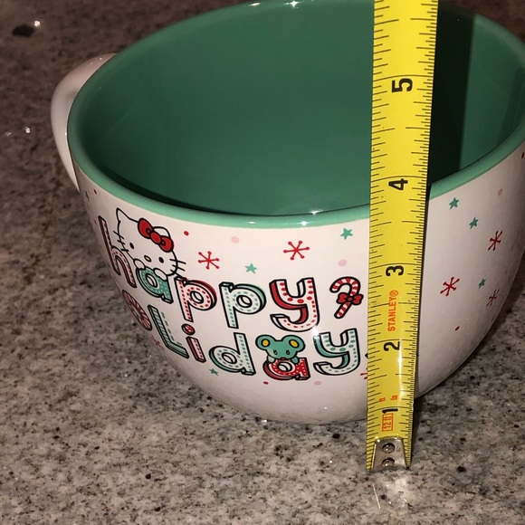🎄NWT🎄LAST ONE‼️ Hello Kitty Happy Holidays Christmas Mug - Picture 4 of 5